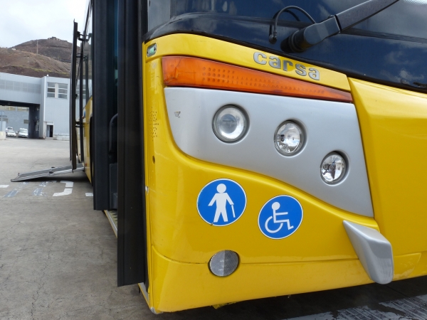 GM conecta la feria ‘Gran Canaria Accesible’ con una flota totalmente adaptada