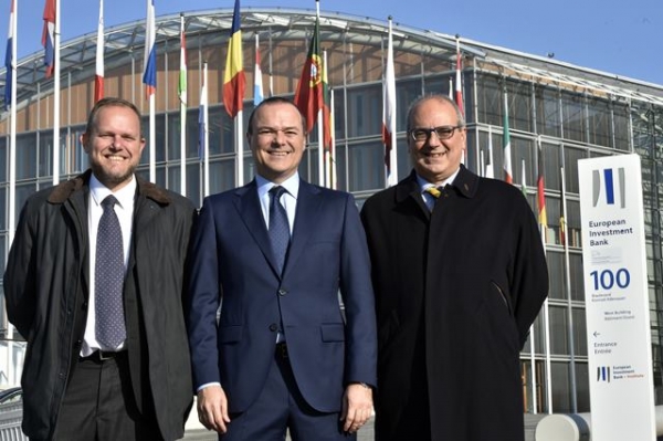 El BEI firma con el ayuntamiento de las Palmas de Gran Canaria y con Guaguas un préstamo de 50 millones de euros bajo el "Plan Juncker" para la nueva infraestructura de transporte rápido Metroguagua