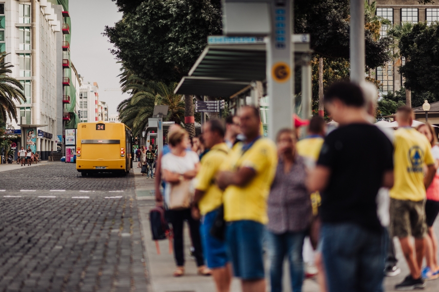 Guaguas Municipales despliega un dispositivo especial de transporte para el partido de Liga entre UD Las Palmas y Deportivo Alavés