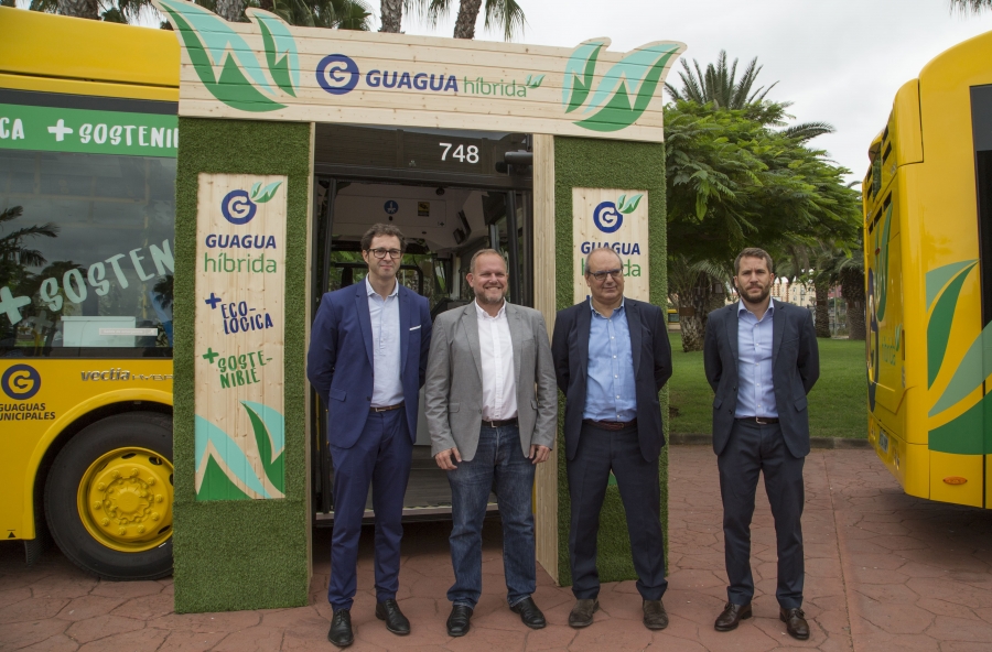 Guaguas Municipales renueva su flota con tres nuevos vehículos híbridos que reducen un 25% las emisiones de CO2