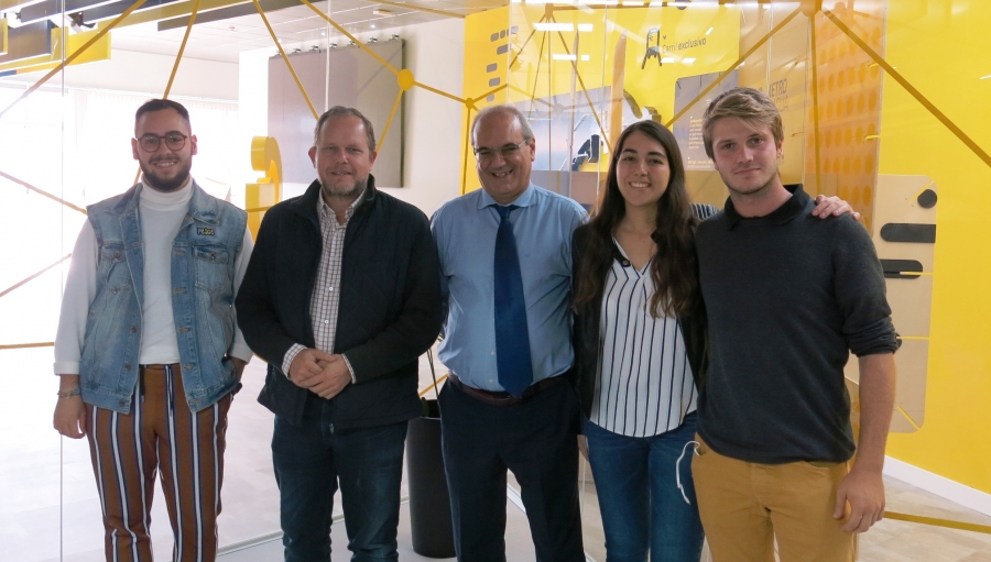 Estudiantes de la ULPGC conocen el proyecto de la MetroGuagua 
