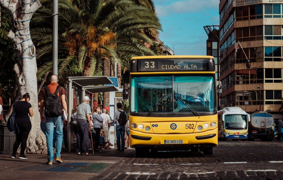 Guaguas Municipales potencia las conexiones con las principales zonas comerciales de la ciudad durante la campaña de Navidad 