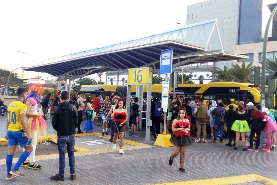 Guaguas Municipales transporta 170.000 viajeros durante el Carnaval de “Érase una vez” por el impulso de las celebraciones diurnas   