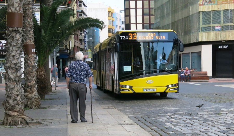 Guaguas Municipales recobra el próximo lunes los horarios completos en medianoche y fin de semana de las líneas 21, 24, 33, 54 y 64 e incrementa la frecuencia de la 45 