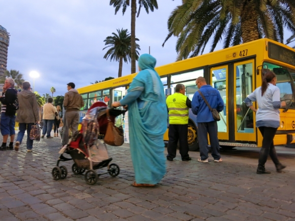 Guaguas Municipales transporta a 36.000 viajeros en las líneas especiales habilitadas durante las Noches de Carnaval 