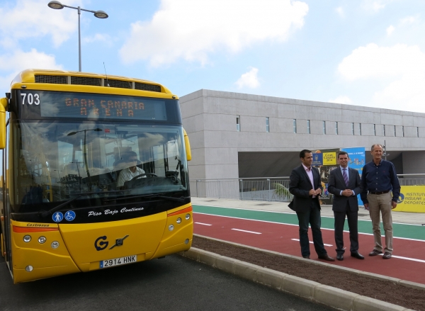 Guaguas Municipales despliega un dispositivo especial para facilitar el acceso de los aficionados al partido inaugural del Gran Canaria Arena 