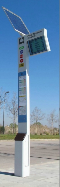 Guaguas Municipales incorporará 39 nuevas paradas con paneles integrados de información en tiempo real que se alimentan de luz solar