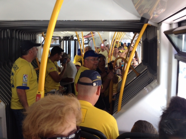 Guaguas Municipales despliega la línea especial ‘Fútbol’, con conexiones desde el Puerto y Teatro, para el partido entre la UD Las Palmas y el Leganés en el Estadio de Gran Canaria