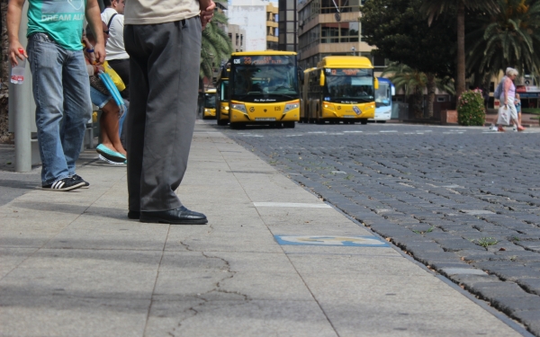 Guaguas Municipales potencia los servicios de las líneas 12 y 33 en sábados y festivos con el inicio de la Semana Santa 