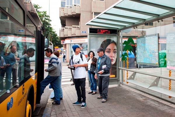 Guaguas Municipales se consolida entre la población más joven de la ciudad e incrementa sus clientes masculinos en 2016 